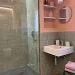 B&B Genova Holiday Oda ve Kahvaltı