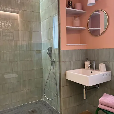 B&B Genova Holiday Bed and Breakfast