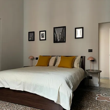 فندق مبيت وإفطار B&B Genova Holiday 3*