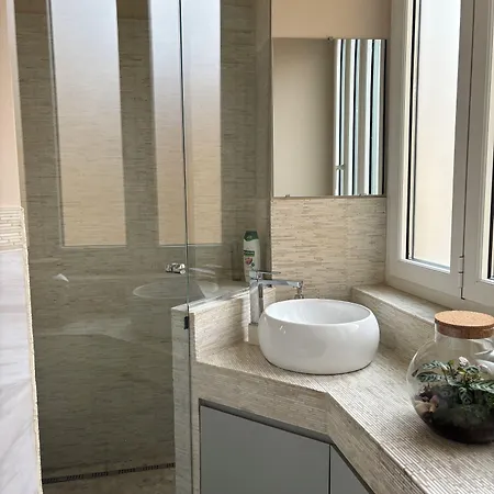 B&B Genova Holiday فندق مبيت وإفطار 3*