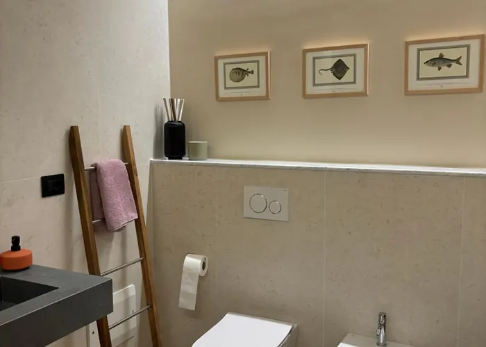 Alojamento de Acomodação e Pequeno-almoço B&B Genova Holiday 3*