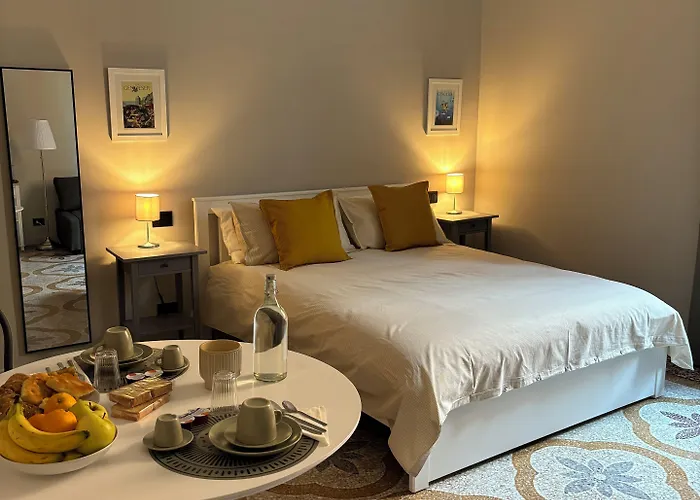 Alojamento de Acomodação e Pequeno-almoço B&B Genova Holiday 3*