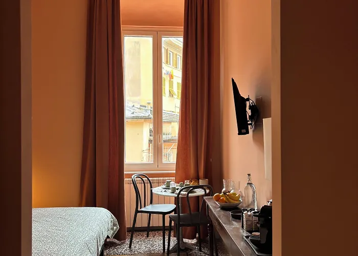 Alojamento de Acomodação e Pequeno-almoço B&B Genova Holiday 3*